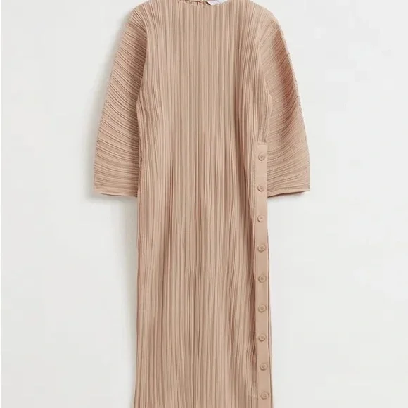 & Other Stories Sculptural Plisse Dress - Picture 7 of 7